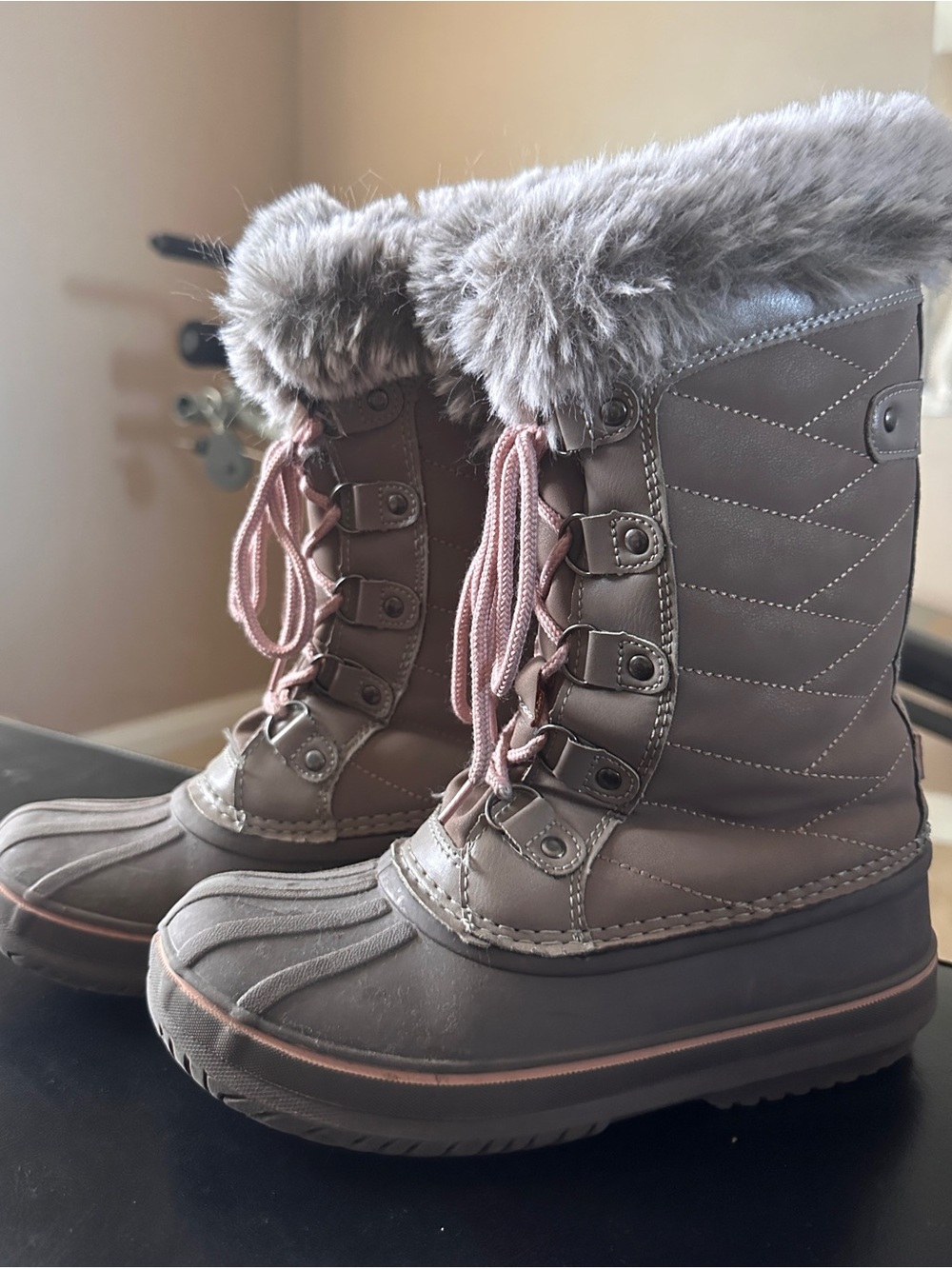 Girls size 3 Taupe Fur-Trim Winter Boots with Pink Laces